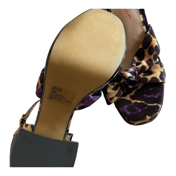 BETSEY JOHNSON Size 8.5 Melanni Block Heel Sandal Ankle Strap Leopard Velvet - Picture 8 of 9
